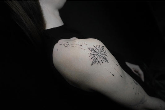 women's shoulder back tattoo